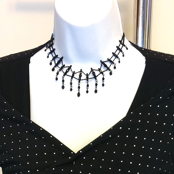 Vintage NEW LC Liz Claiborne Black Necklace for Women Girls - Picture 6 of 6